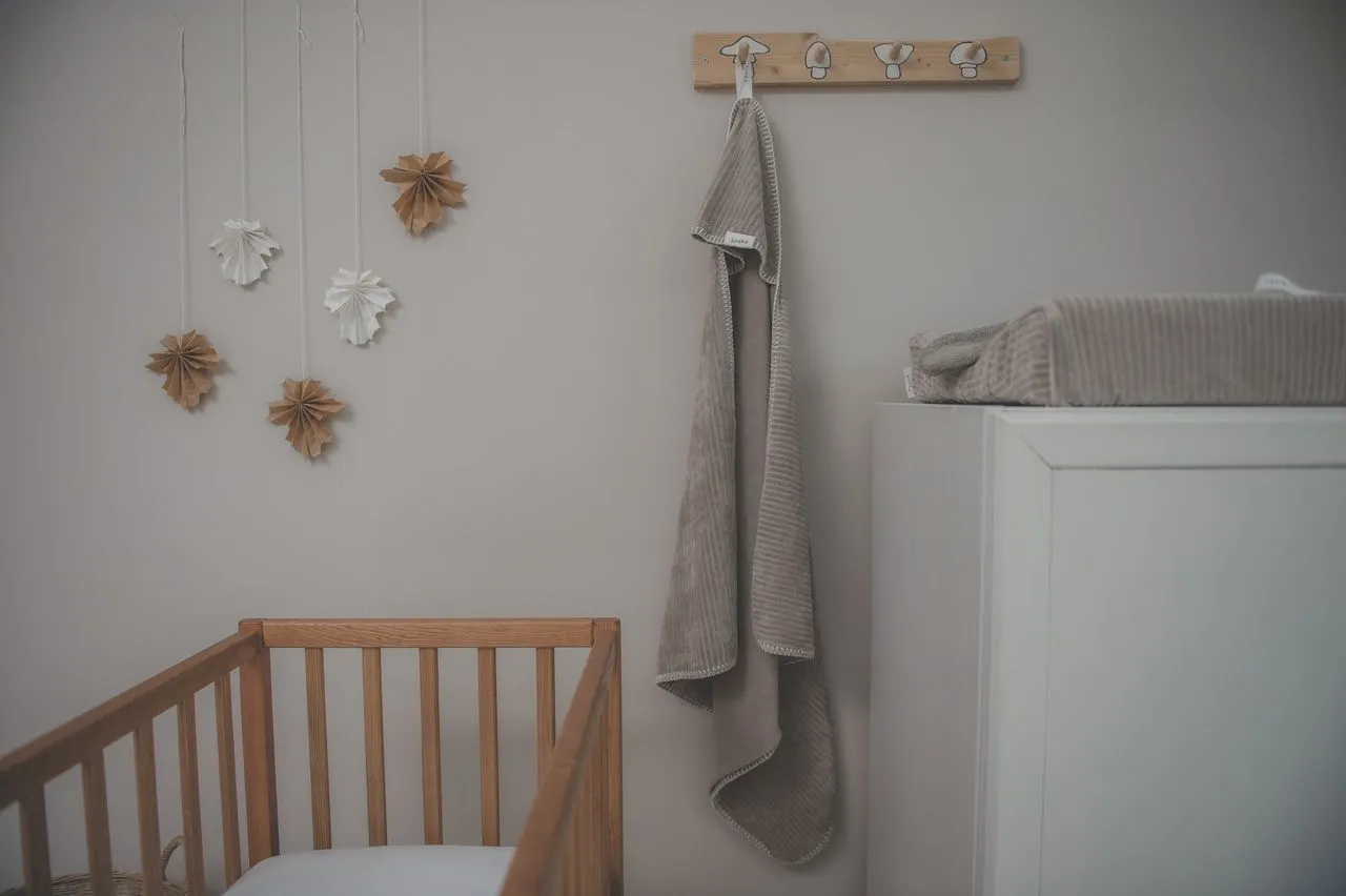 Koeka Swaddle Cloth stretch | Terry Vik Clay