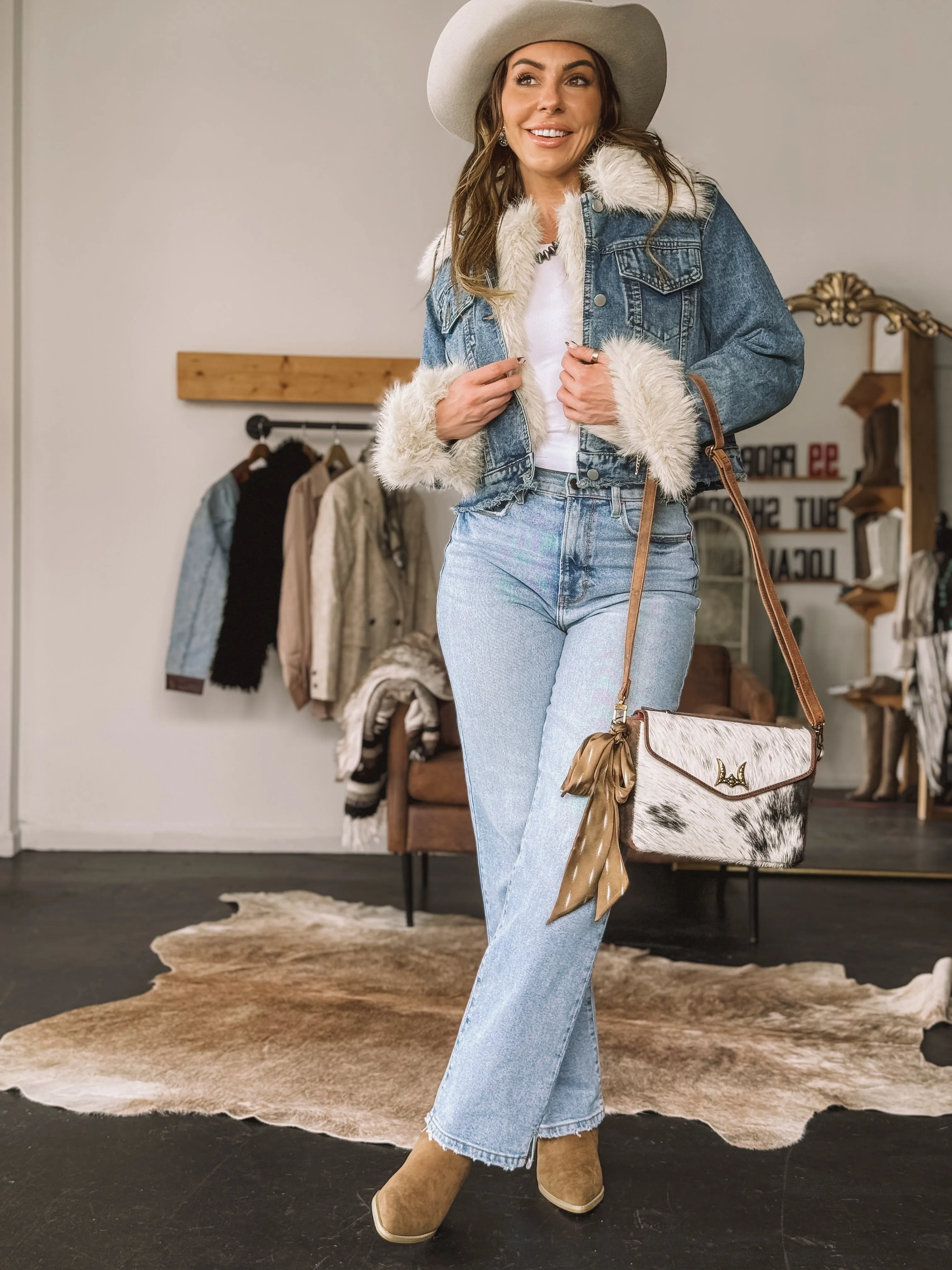 The Buckstitch Twilly (Tan)