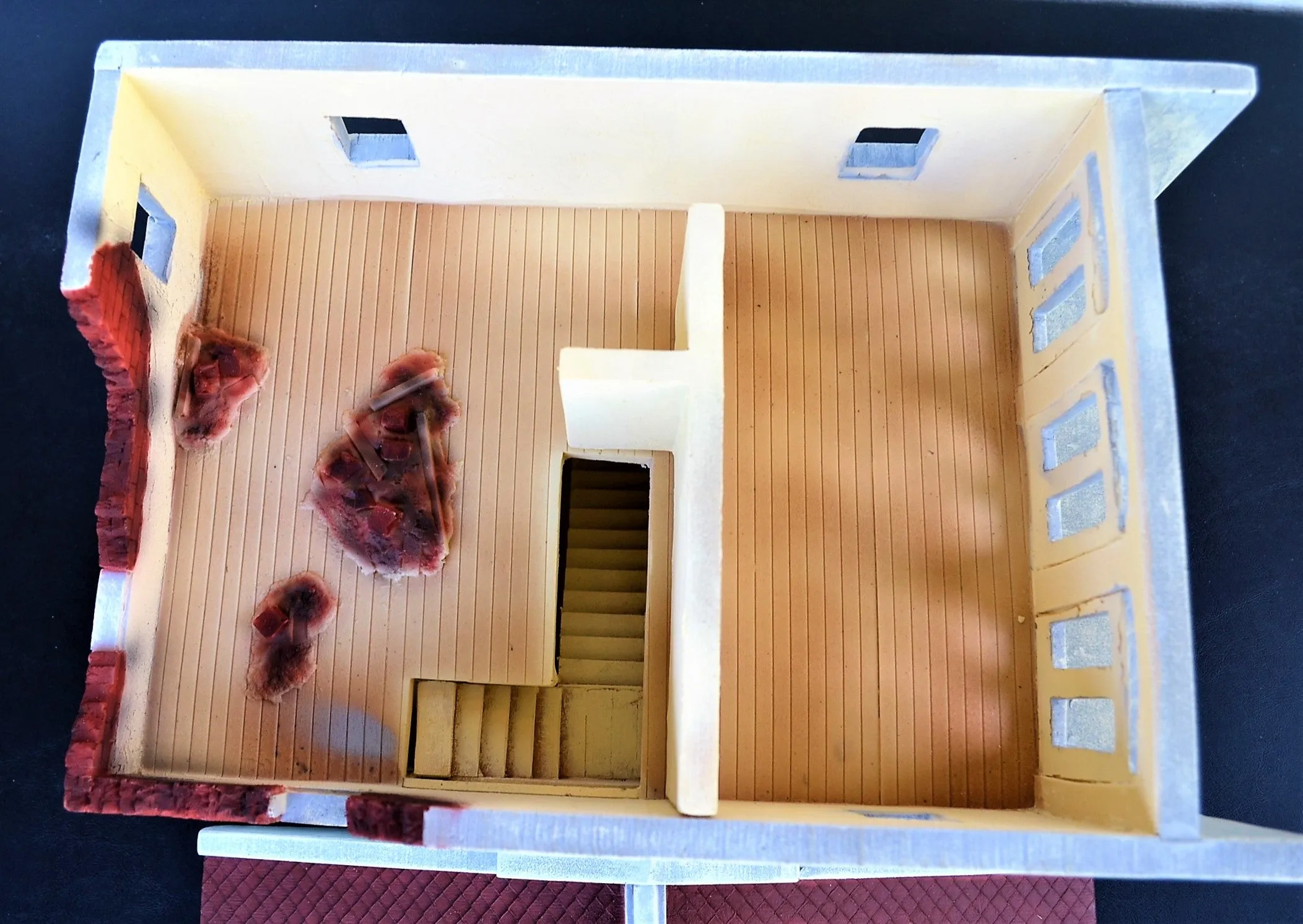 TSSD Painted 2-Story Vietnam Building TS219